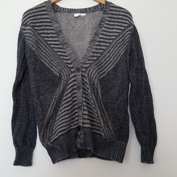 Cool patterned knit cardigan - Picture 2 of 4